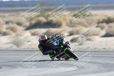 media/Dec-07-2025-CVMA (Sun) [[3e7d2de5dc]]/Race 10-Formula 40 Open/